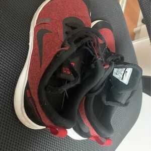 Kids Boys Nike Flex Sneakers Size 4 Y